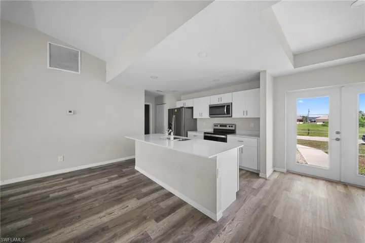202 Nw 25th Pl, Cape Coral, Florida 33993