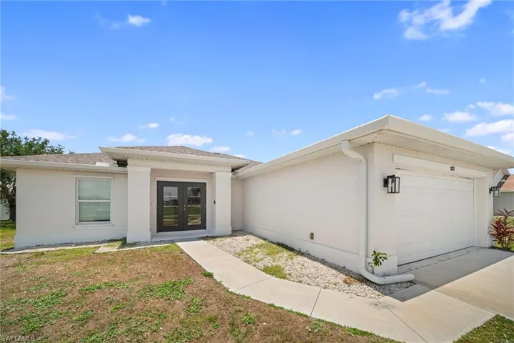 202 Nw 25th Pl, Cape Coral, Florida 33993