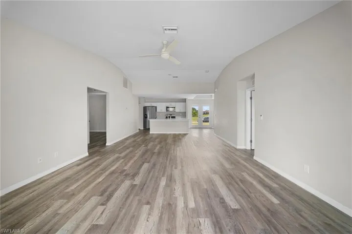 202 Nw 25th Pl, Cape Coral, Florida 33993