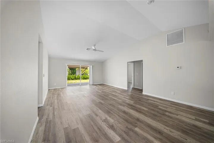 202 Nw 25th Pl, Cape Coral, Florida 33993