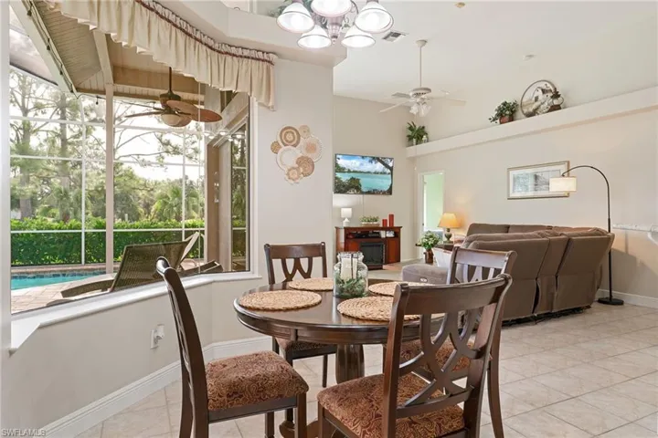 2201  Oxford Ridge  CIR, Lehigh Acres, FL 33973