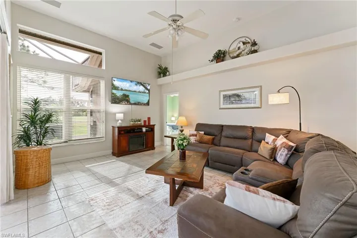 2201  Oxford Ridge  CIR, Lehigh Acres, FL 33973