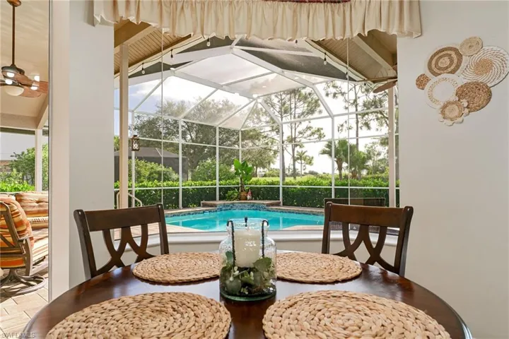 2201  Oxford Ridge  CIR, Lehigh Acres, FL 33973