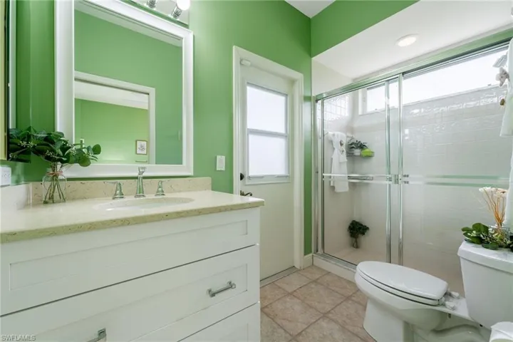 2201  Oxford Ridge  CIR, Lehigh Acres, FL 33973