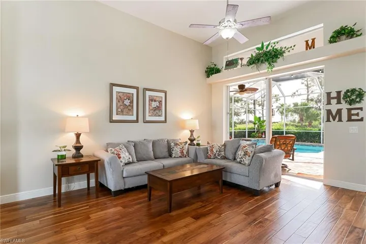 2201  Oxford Ridge  CIR, Lehigh Acres, FL 33973