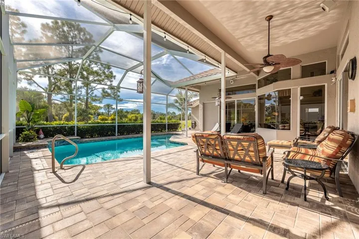 2201  Oxford Ridge  CIR, Lehigh Acres, FL 33973