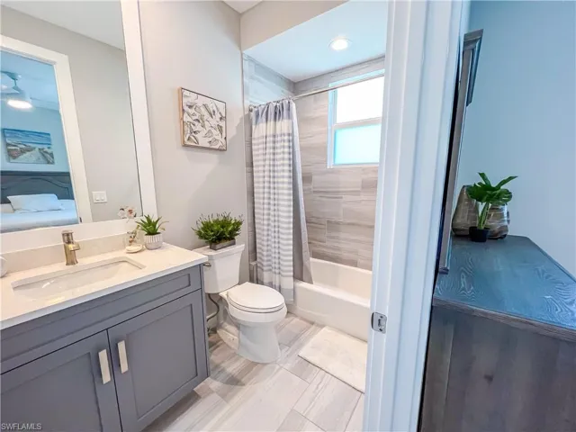 554 N Barfield, Marco Island, Florida 34117