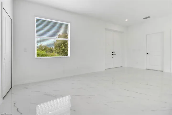 2528  68TH W ST, Lehigh Acres, FL 33971