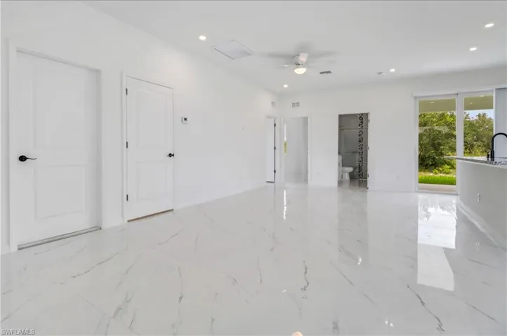 2528  68TH W ST, Lehigh Acres, FL 33971