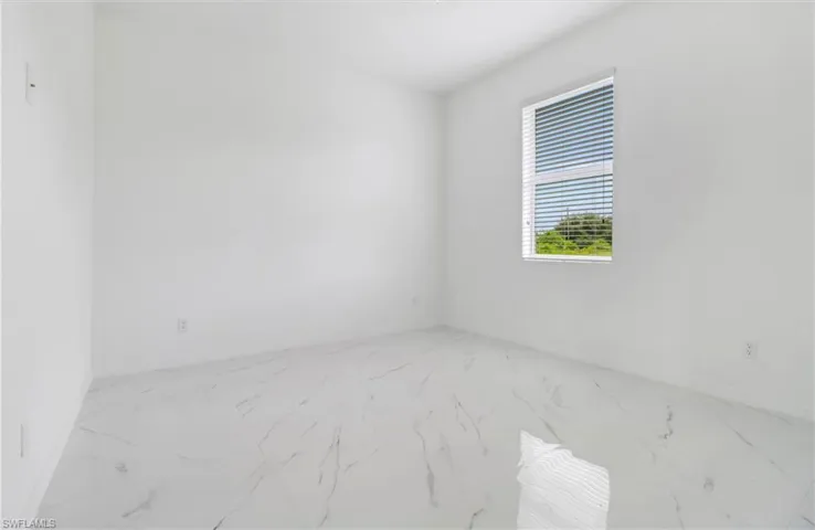 2528  68TH W ST, Lehigh Acres, FL 33971