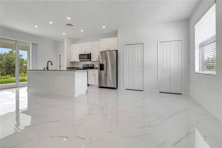 2528  68TH W ST, Lehigh Acres, FL 33971
