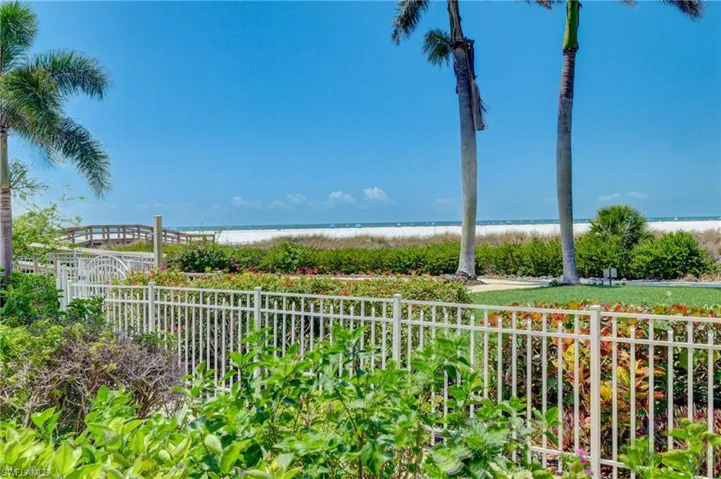 Gulf/Beach view. Front unit.