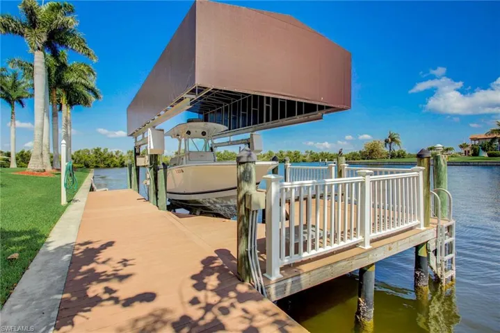 10k Lift with Trex decking