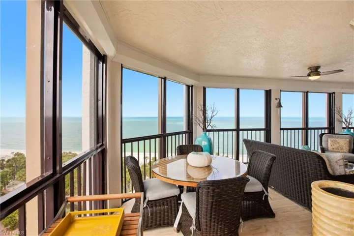 8171  Bay Colony  DR, Naples, FL 34108