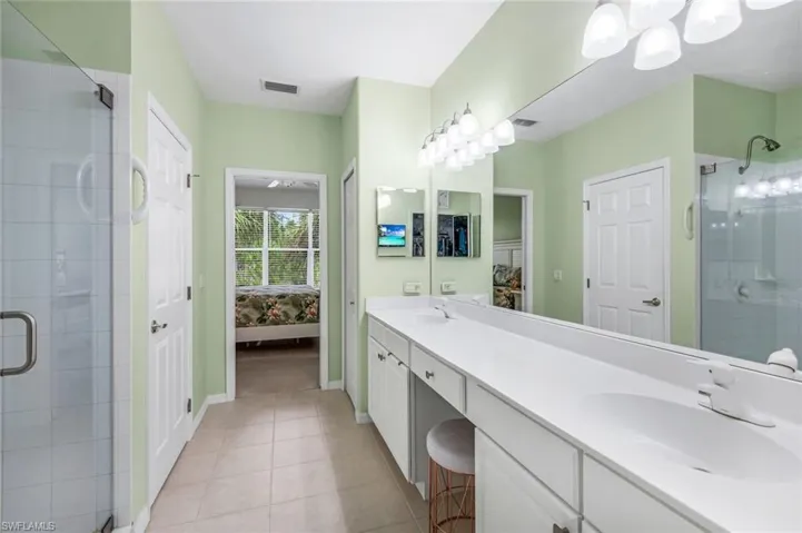 Owners Bathroom