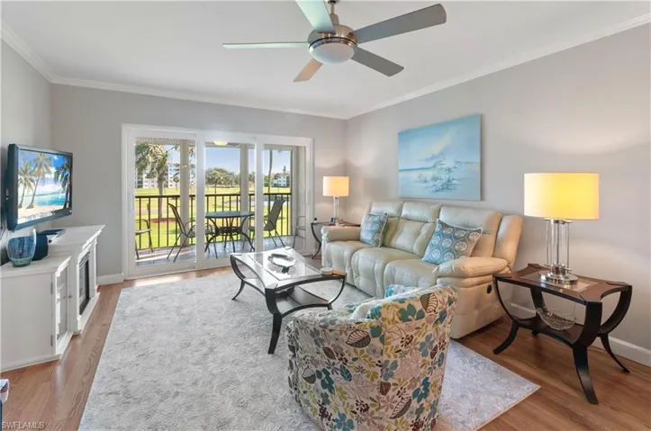 17  High Point N CIR, Naples, FL 34103