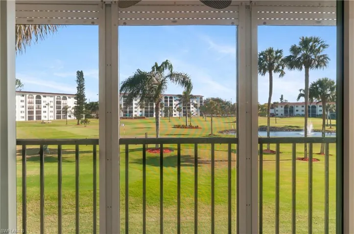 17  High Point N CIR, Naples, FL 34103
