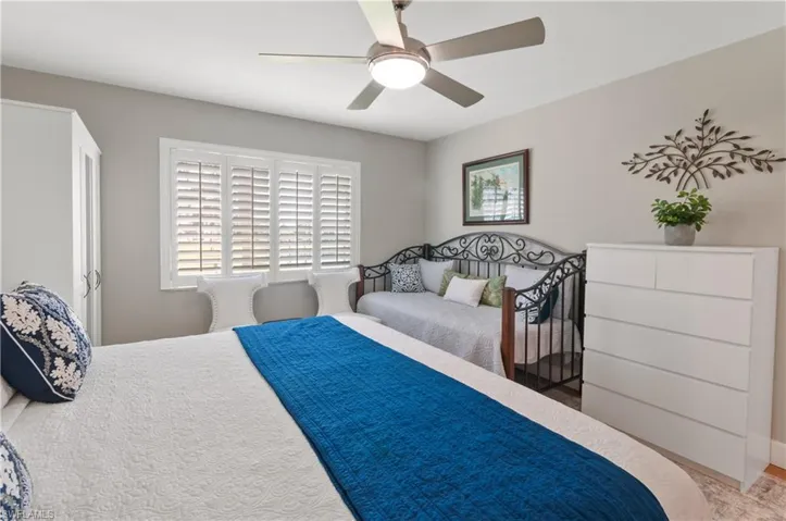 17  High Point N CIR, Naples, FL 34103