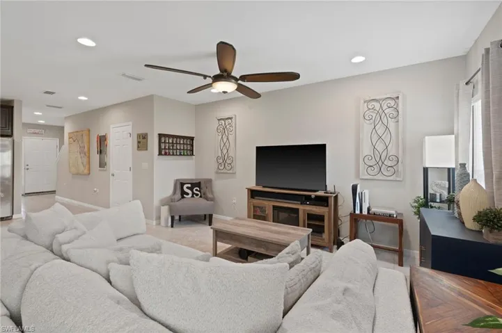 3852  Tilbor  CIR, Fort Myers, FL 33916