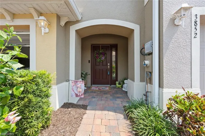 3852  Tilbor  CIR, Fort Myers, FL 33916