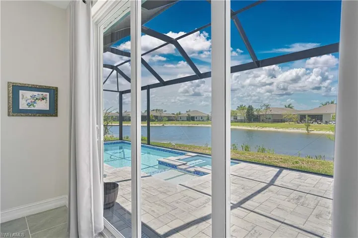 18237  Everson Miles  CIR, North Fort Myers, FL 33917