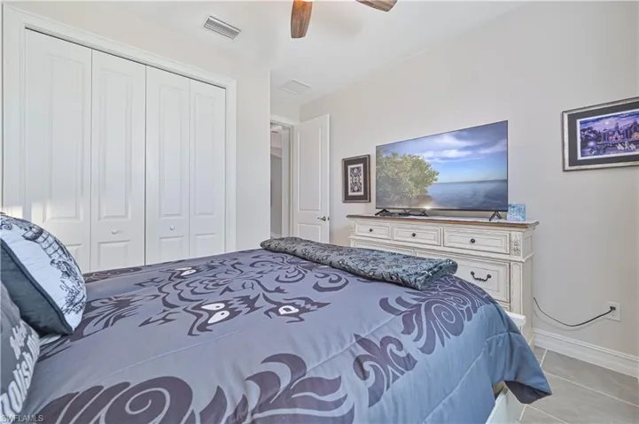 18237  Everson Miles  CIR, North Fort Myers, FL 33917