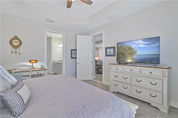 18237  Everson Miles  CIR, North Fort Myers, FL 33917