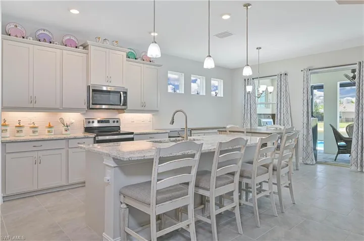18237  Everson Miles  CIR, North Fort Myers, FL 33917