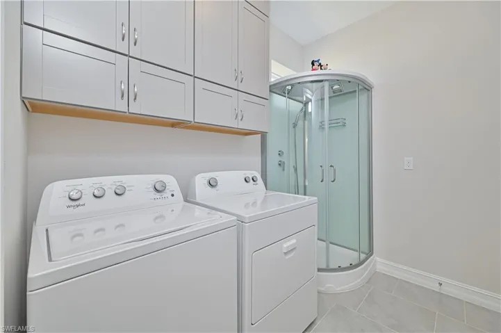 18237  Everson Miles  CIR, North Fort Myers, FL 33917