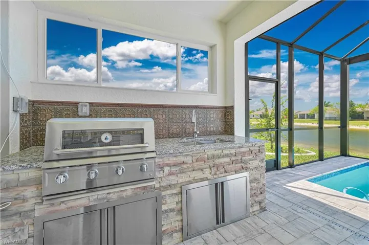 18237  Everson Miles  CIR, North Fort Myers, FL 33917