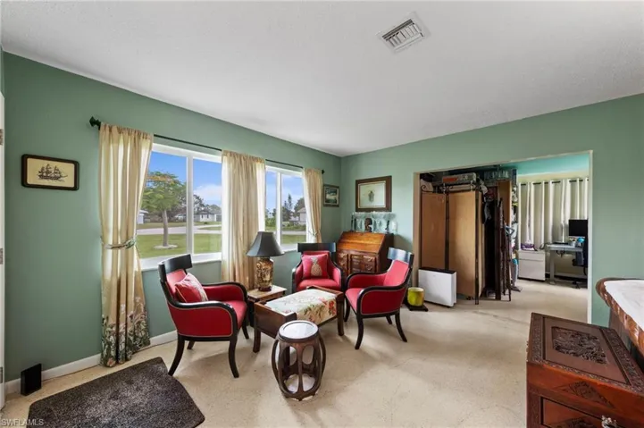 1212 Barnsdale St, Lehigh Acres, Florida 33936