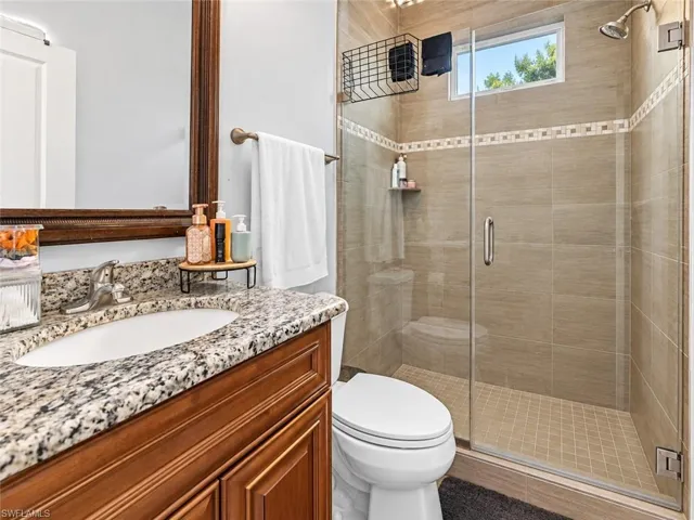 2735 12th Ave Ne, Naples, Florida 34120