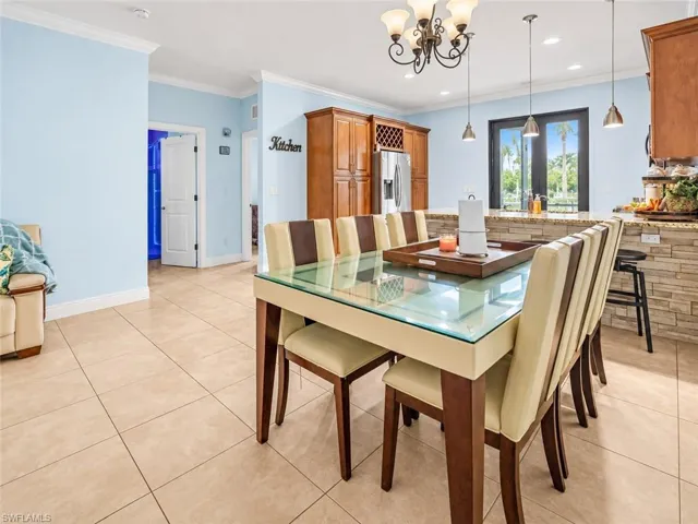 2735 12th Ave Ne, Naples, Florida 34120