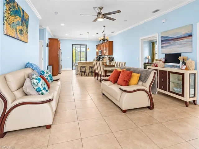 2735 12th Ave Ne, Naples, Florida 34120