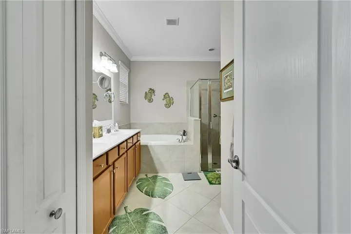 3580 Dandolo Cir, Cape Coral, Florida 33909