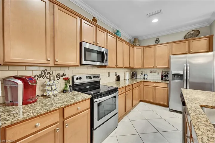 3580 Dandolo Cir, Cape Coral, Florida 33909