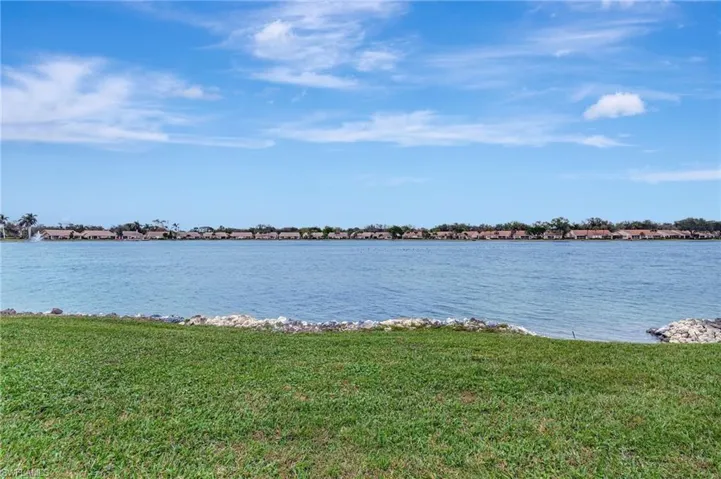 2651  Citrus Lake  DR, Naples, FL 34109