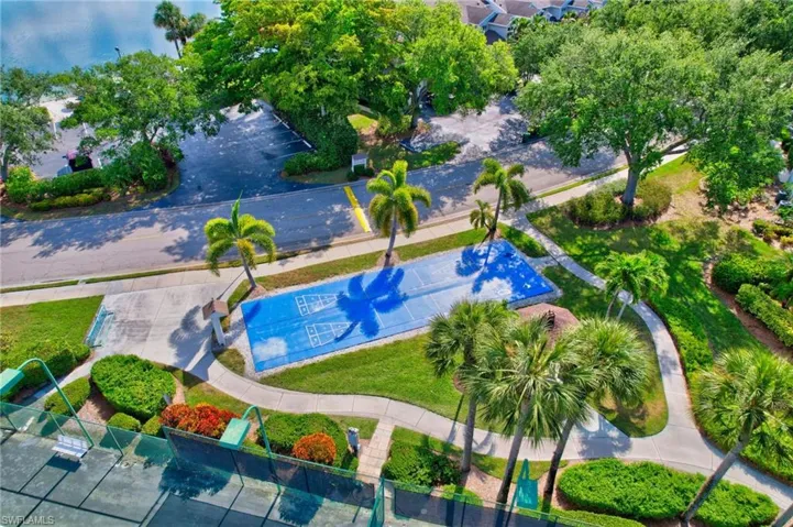2651  Citrus Lake  DR, Naples, FL 34109