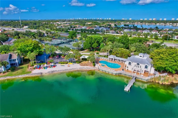 2651  Citrus Lake  DR, Naples, FL 34109