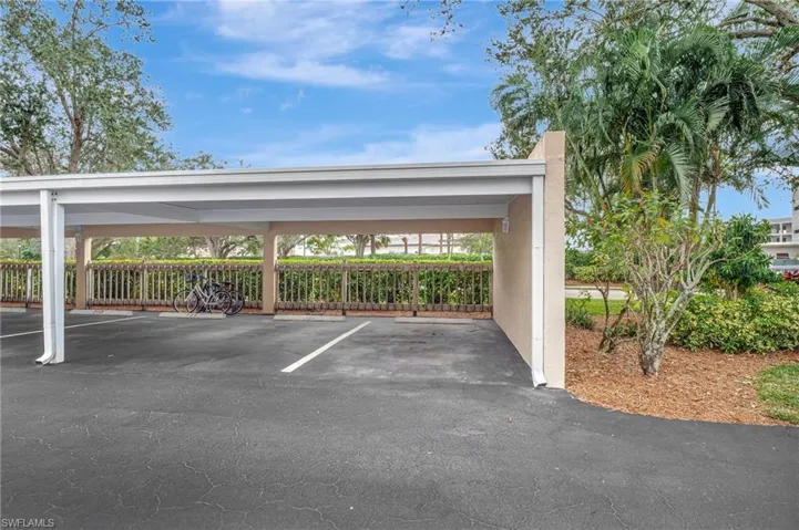 2651  Citrus Lake  DR, Naples, FL 34109