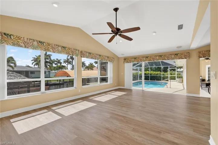 5329 Sw 8th Ct, Cape Coral, Florida 33914
