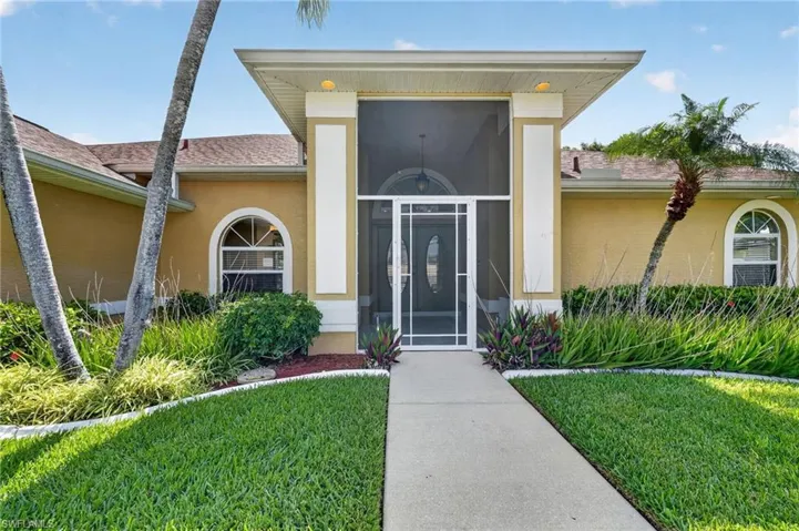 5329 SW 8th  CT, Cape Coral, FL 33914