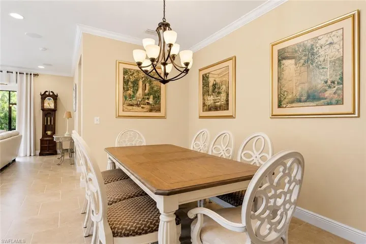 3865  Helmsman  DR, Naples, FL 34120