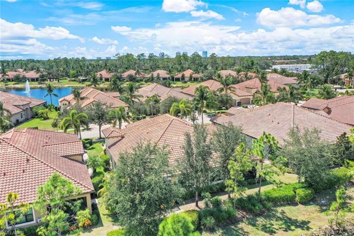 A true tropical paradise with lush & mature greenery.