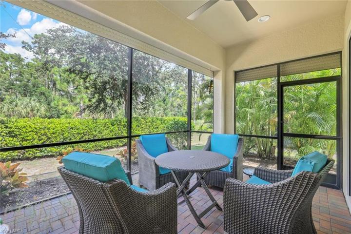 Florida winters are breezy and cool. This is the prime spot for you to enjoy them.