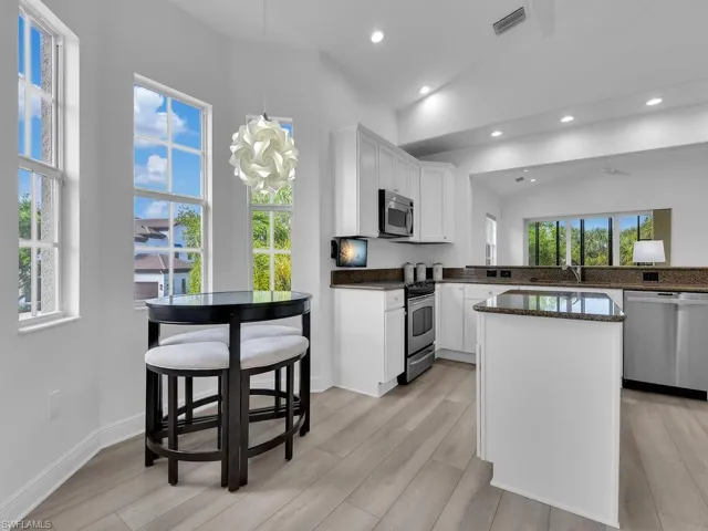 Breakfast Nook & Kitchen
