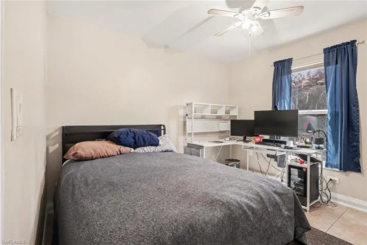 The 2nd guest bedroom