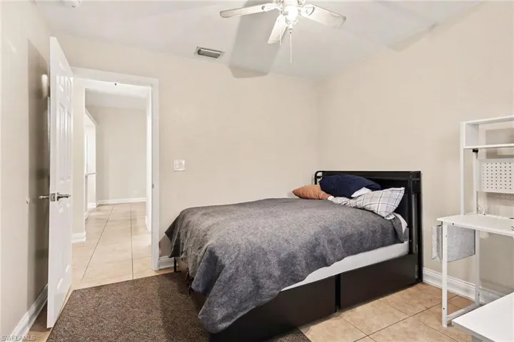 The 2nd guest bedroom