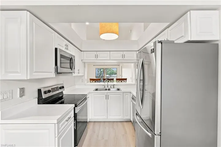 181 Grand Oaks Way 202, Naples, Florida 34110