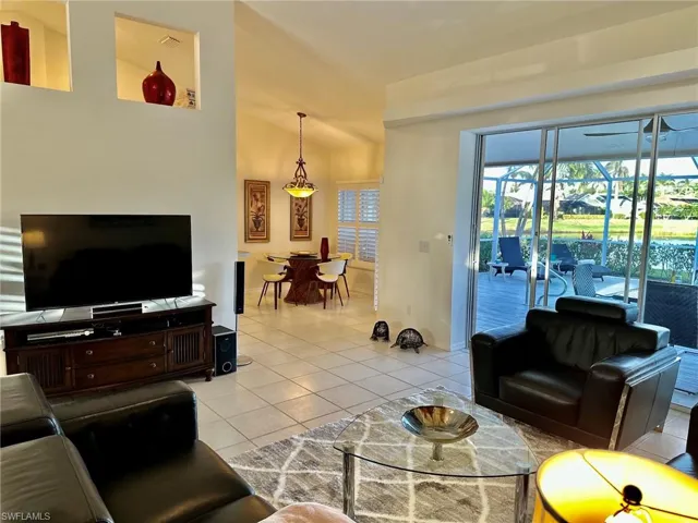 930 Marble Dr, Naples, Florida 34104